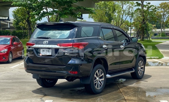 Buy Used Toyota Fortuner Black Car in Bangkok in Bangkok Buy Used Toyota Fortuner Black Car in Bangkok in Bangkok