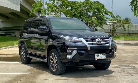 Buy Used Toyota Fortuner Black Car in Bangkok in Bangkok Buy Used Toyota Fortuner Black Car in Bangkok in Bangkok
