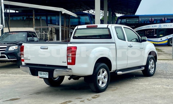 Buy Used Isuzu DâMAX White Car in Bangkok in Bangkok Buy Used Isuzu DâMAX White Car in Bangkok in Bangkok