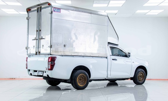 ซื้อ รถมือสอง Isuzu D–MAX ขาว รถยนต์ ใน %{เมือง} ใน กรุงเทพมหานคร ซื้อ รถมือสอง Isuzu D–MAX ขาว รถยนต์ ใน %{เมือง} ใน กรุงเทพมหานคร