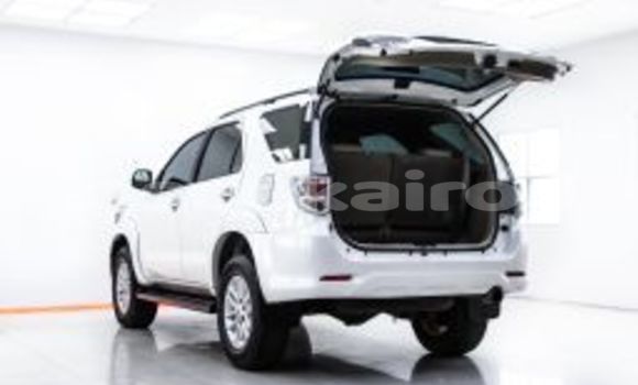 ซื้อ รถมือสอง Toyota Fortuner ขาว รถยนต์ ใน %{เมือง} ใน กรุงเทพมหานคร ซื้อ รถมือสอง Toyota Fortuner ขาว รถยนต์ ใน %{เมือง} ใน กรุงเทพมหานคร