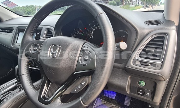 ซื้อ รถมือสอง Honda HR-V สีดำ รถยนต์ ใน %{เมือง} ใน กรุงเทพมหานคร ซื้อ รถมือสอง Honda HR-V สีดำ รถยนต์ ใน %{เมือง} ใน กรุงเทพมหานคร