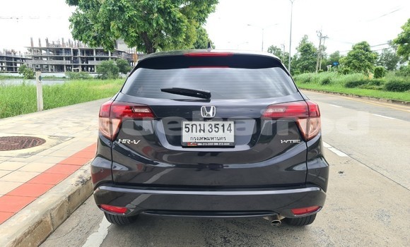 ซื้อ รถมือสอง Honda HR-V สีดำ รถยนต์ ใน %{เมือง} ใน กรุงเทพมหานคร ซื้อ รถมือสอง Honda HR-V สีดำ รถยนต์ ใน %{เมือง} ใน กรุงเทพมหานคร