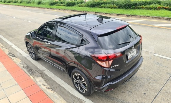 ซื้อ รถมือสอง Honda HR-V สีดำ รถยนต์ ใน %{เมือง} ใน กรุงเทพมหานคร ซื้อ รถมือสอง Honda HR-V สีดำ รถยนต์ ใน %{เมือง} ใน กรุงเทพมหานคร