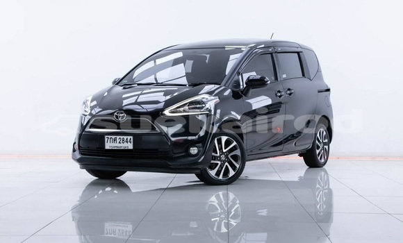 Buy Used Toyota Sienta Black Car in Bangkok in Bangkok