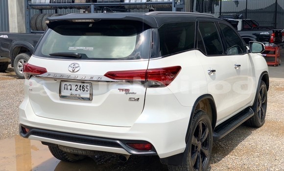 ซื้อ รถมือสอง Toyota Fortuner ขาว รถยนต์ ใน %{เมือง} ใน กรุงเทพมหานคร ซื้อ รถมือสอง Toyota Fortuner ขาว รถยนต์ ใน %{เมือง} ใน กรุงเทพมหานคร
