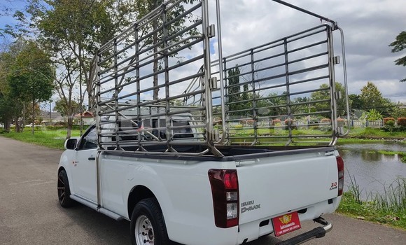 ซื้อ รถมือสอง Isuzu D-Max ขาว รถยนต์ ใน %{เมือง} ใน กรุงเทพมหานคร ซื้อ รถมือสอง Isuzu D-Max ขาว รถยนต์ ใน %{เมือง} ใน กรุงเทพมหานคร