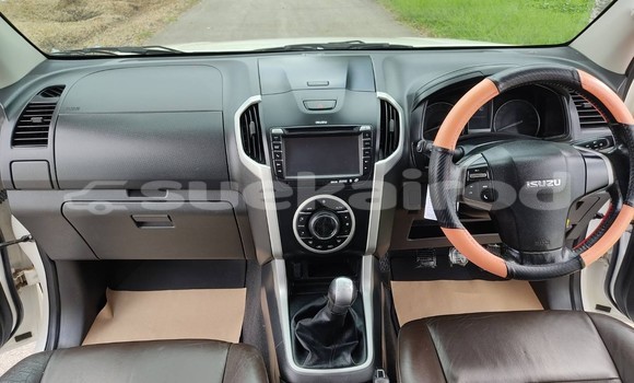 ซื้อ รถมือสอง Isuzu D-Max ขาว รถยนต์ ใน %{เมือง} ใน กรุงเทพมหานคร ซื้อ รถมือสอง Isuzu D-Max ขาว รถยนต์ ใน %{เมือง} ใน กรุงเทพมหานคร