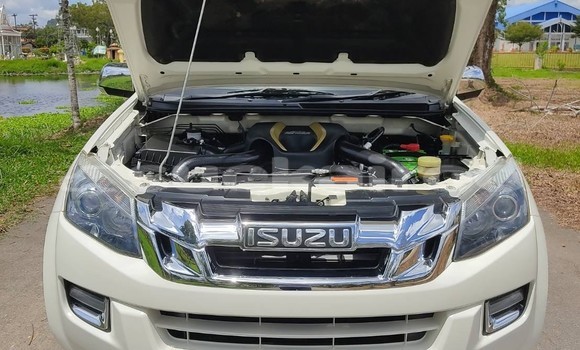 ซื้อ รถมือสอง Isuzu D-Max ขาว รถยนต์ ใน %{เมือง} ใน กรุงเทพมหานคร ซื้อ รถมือสอง Isuzu D-Max ขาว รถยนต์ ใน %{เมือง} ใน กรุงเทพมหานคร