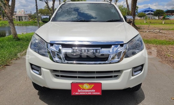 ซื้อ รถมือสอง Isuzu D-Max ขาว รถยนต์ ใน %{เมือง} ใน กรุงเทพมหานคร ซื้อ รถมือสอง Isuzu D-Max ขาว รถยนต์ ใน %{เมือง} ใน กรุงเทพมหานคร