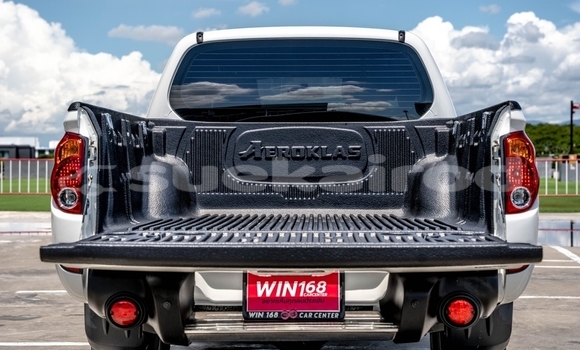 ซื้อ รถมือสอง Ford Ranger ขาว รถยนต์ ใน %{เมือง} ใน กรุงเทพมหานคร ซื้อ รถมือสอง Ford Ranger ขาว รถยนต์ ใน %{เมือง} ใน กรุงเทพมหานคร