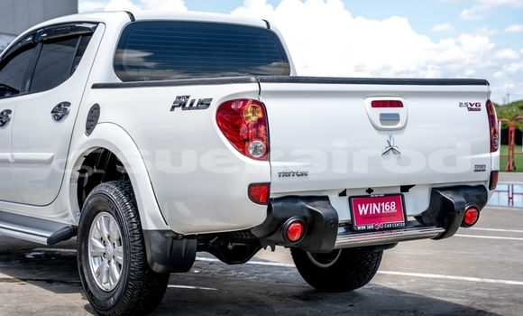ซื้อ รถมือสอง Ford Ranger ขาว รถยนต์ ใน %{เมือง} ใน กรุงเทพมหานคร ซื้อ รถมือสอง Ford Ranger ขาว รถยนต์ ใน %{เมือง} ใน กรุงเทพมหานคร