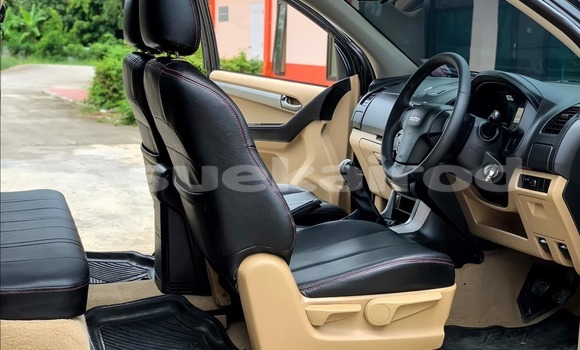 ซื้อ รถมือสอง Isuzu D-Max สีดำ รถยนต์ ใน %{เมือง} ใน กรุงเทพมหานคร ซื้อ รถมือสอง Isuzu D-Max สีดำ รถยนต์ ใน %{เมือง} ใน กรุงเทพมหานคร