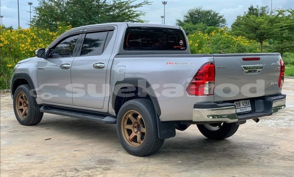 Buy Used Toyota Hiluxe Revo Other Car in Bangkok in Bangkok Buy Used Toyota Hiluxe Revo Other Car in Bangkok in Bangkok