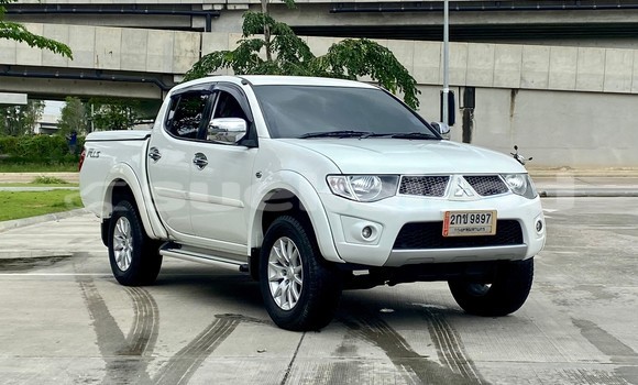 ซื้อ รถมือสอง Mitsubishi Triton ขาว รถยนต์ ใน %{เมือง} ใน กรุงเทพมหานคร ซื้อ รถมือสอง Mitsubishi Triton ขาว รถยนต์ ใน %{เมือง} ใน กรุงเทพมหานคร