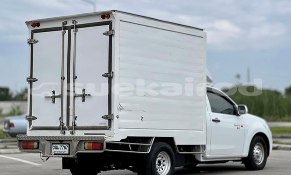 ซื้อ รถมือสอง Isuzu D–MAX ขาว รถยนต์ ใน %{เมือง} ใน กรุงเทพมหานคร ซื้อ รถมือสอง Isuzu D–MAX ขาว รถยนต์ ใน %{เมือง} ใน กรุงเทพมหานคร