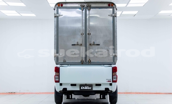 ซื้อ รถมือสอง Isuzu D-Max ขาว รถยนต์ ใน %{เมือง} ใน กรุงเทพมหานคร ซื้อ รถมือสอง Isuzu D-Max ขาว รถยนต์ ใน %{เมือง} ใน กรุงเทพมหานคร