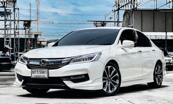 Buy Used Honda Accord White Car in Bangkok in Bangkok