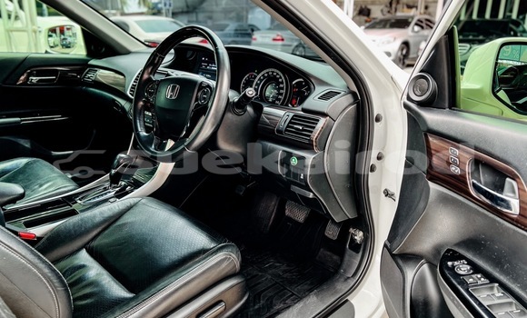 ซื้อ รถมือสอง Honda Accord ขาว รถยนต์ ใน %{เมือง} ใน กรุงเทพมหานคร ซื้อ รถมือสอง Honda Accord ขาว รถยนต์ ใน %{เมือง} ใน กรุงเทพมหานคร