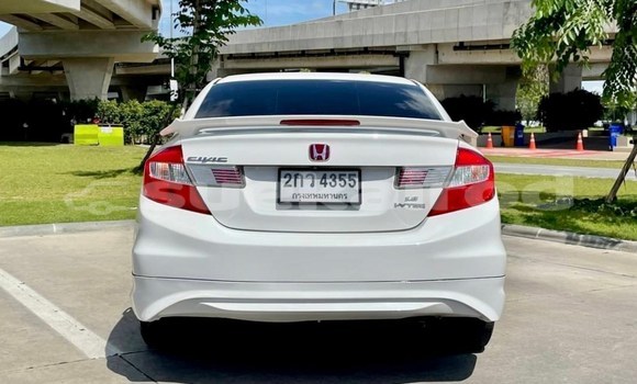 ซื้อ รถมือสอง Honda Civic ขาว รถยนต์ ใน %{เมือง} ใน กรุงเทพมหานคร ซื้อ รถมือสอง Honda Civic ขาว รถยนต์ ใน %{เมือง} ใน กรุงเทพมหานคร