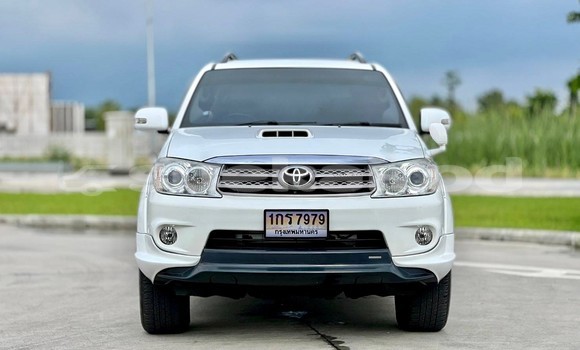 ซื้อ รถมือสอง Toyota Fortuner ขาว รถยนต์ ใน %{เมือง} ใน กรุงเทพมหานคร ซื้อ รถมือสอง Toyota Fortuner ขาว รถยนต์ ใน %{เมือง} ใน กรุงเทพมหานคร