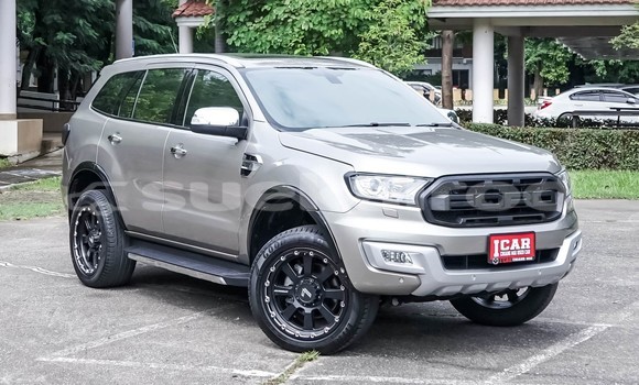 Buy Used Ford Everest Brown Car in Chiang Mai in Chiang Mai Buy Used Ford Everest Brown Car in Chiang Mai in Chiang Mai