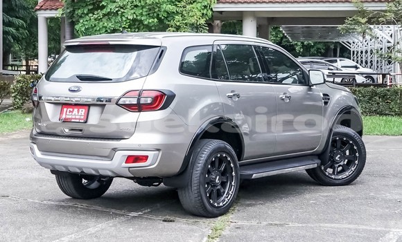 Buy Used Ford Everest Brown Car in Chiang Mai in Chiang Mai Buy Used Ford Everest Brown Car in Chiang Mai in Chiang Mai