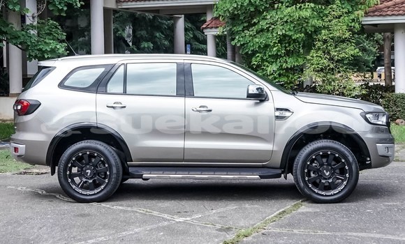 Buy Used Ford Everest Brown Car in Chiang Mai in Chiang Mai Buy Used Ford Everest Brown Car in Chiang Mai in Chiang Mai