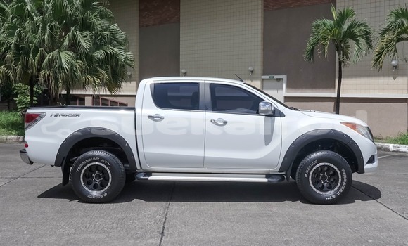 Buy Used Mazda BT-50 White Car in Chiang Mai in Chiang Mai Buy Used Mazda BT-50 White Car in Chiang Mai in Chiang Mai