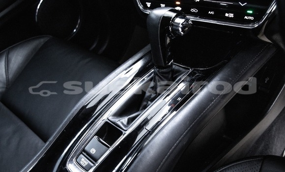 Buy Used Honda HR–V White Car in Bangkok in Bangkok Buy Used Honda HR–V White Car in Bangkok in Bangkok