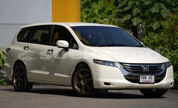 Buy Used Honda Odyssey White Car in Bangkok in Bangkok Buy Used Honda Odyssey White Car in Bangkok in Bangkok