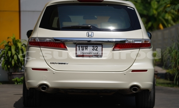 Buy Used Honda Odyssey White Car in Bangkok in Bangkok Buy Used Honda Odyssey White Car in Bangkok in Bangkok