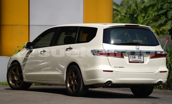 Buy Used Honda Odyssey White Car in Bangkok in Bangkok Buy Used Honda Odyssey White Car in Bangkok in Bangkok