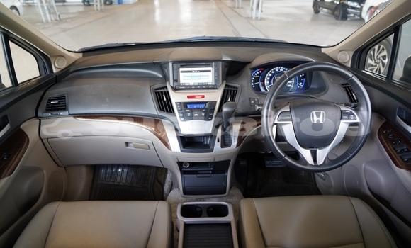 Buy Used Honda Odyssey White Car in Bangkok in Bangkok Buy Used Honda Odyssey White Car in Bangkok in Bangkok