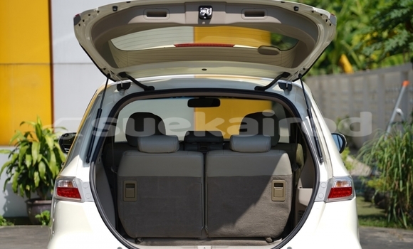 Buy Used Honda Odyssey White Car in Bangkok in Bangkok Buy Used Honda Odyssey White Car in Bangkok in Bangkok
