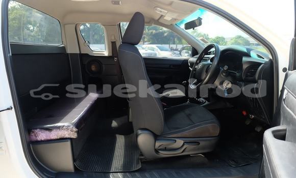 ซื้อ รถมือสอง Toyota Hiluxe Revo ขาว รถยนต์ ใน %{เมือง} ใน กรุงเทพมหานคร ซื้อ รถมือสอง Toyota Hiluxe Revo ขาว รถยนต์ ใน %{เมือง} ใน กรุงเทพมหานคร