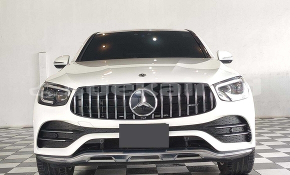 ซื้อ รถมือสอง Mercedes-Benz AMG GLC Coupe ขาว รถยนต์ ใน %{เมือง} ใน กรุงเทพมหานคร