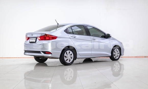 ซื้อ รถมือสอง Honda City อื่น ๆ รถยนต์ ใน %{เมือง} ใน กรุงเทพมหานคร ซื้อ รถมือสอง Honda City อื่น ๆ รถยนต์ ใน %{เมือง} ใน กรุงเทพมหานคร