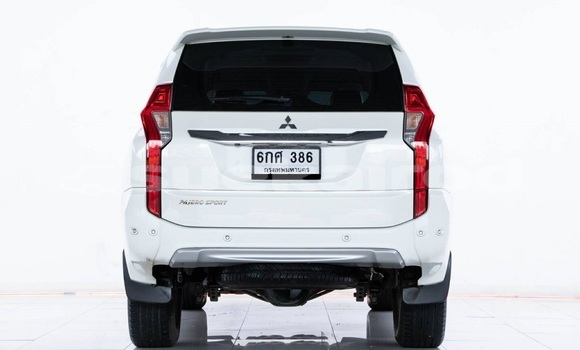Buy Used Mitsubishi Pajero Sport White Car in Bangkok in Bangkok Buy Used Mitsubishi Pajero Sport White Car in Bangkok in Bangkok