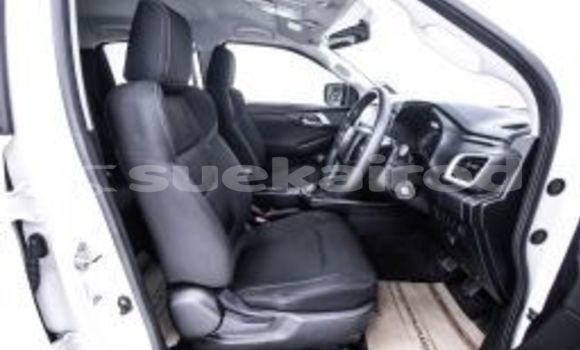 Buy Used Isuzu D-Max White Car in Bangkok in Bangkok Buy Used Isuzu D-Max White Car in Bangkok in Bangkok
