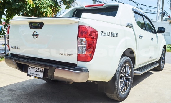 Buy Used Nissan NP 300 White Car in Bangkok in Bangkok Buy Used Nissan NP 300 White Car in Bangkok in Bangkok