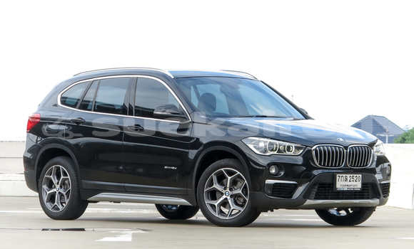ซื้อ รถมือสอง BMW X1 สีดำ รถยนต์ ใน %{เมือง} ใน กรุงเทพมหานคร