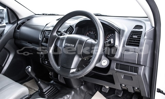 ซื้อ รถมือสอง Isuzu D–MAX ขาว รถยนต์ ใน %{เมือง} ใน กรุงเทพมหานคร ซื้อ รถมือสอง Isuzu D–MAX ขาว รถยนต์ ใน %{เมือง} ใน กรุงเทพมหานคร