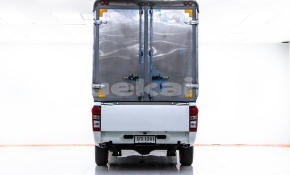 ซื้อ รถมือสอง Isuzu D–MAX ขาว รถยนต์ ใน %{เมือง} ใน กรุงเทพมหานคร ซื้อ รถมือสอง Isuzu D–MAX ขาว รถยนต์ ใน %{เมือง} ใน กรุงเทพมหานคร