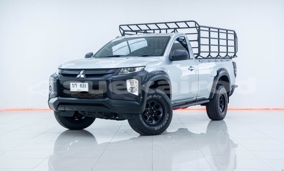 ซื้อ รถมือสอง Mitsubishi Triton อื่น ๆ รถยนต์ ใน %{เมือง} ใน กรุงเทพมหานคร