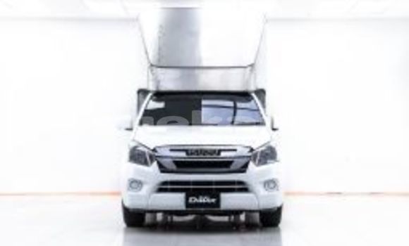 Buy Used Isuzu D-Max White Car in Bangkok in Bangkok Buy Used Isuzu D-Max White Car in Bangkok in Bangkok