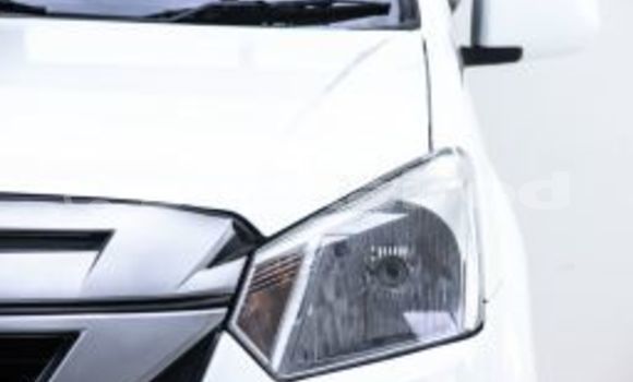 Buy Used Isuzu D-Max White Car in Bangkok in Bangkok Buy Used Isuzu D-Max White Car in Bangkok in Bangkok