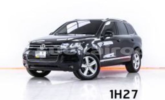 Buy Used Volkswagen Touareg Black Car in Bangkok in Bangkok