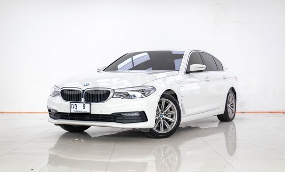 Buy Used BMW 5–Series White Car in Bangkok in Bangkok