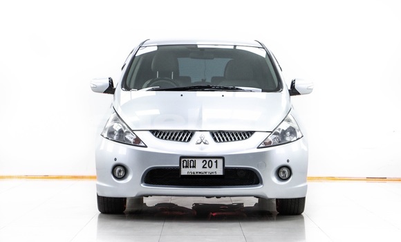Buy Used Mitsubishi Space Wagon Other Car in Bangkok in Bangkok Buy Used Mitsubishi Space Wagon Other Car in Bangkok in Bangkok